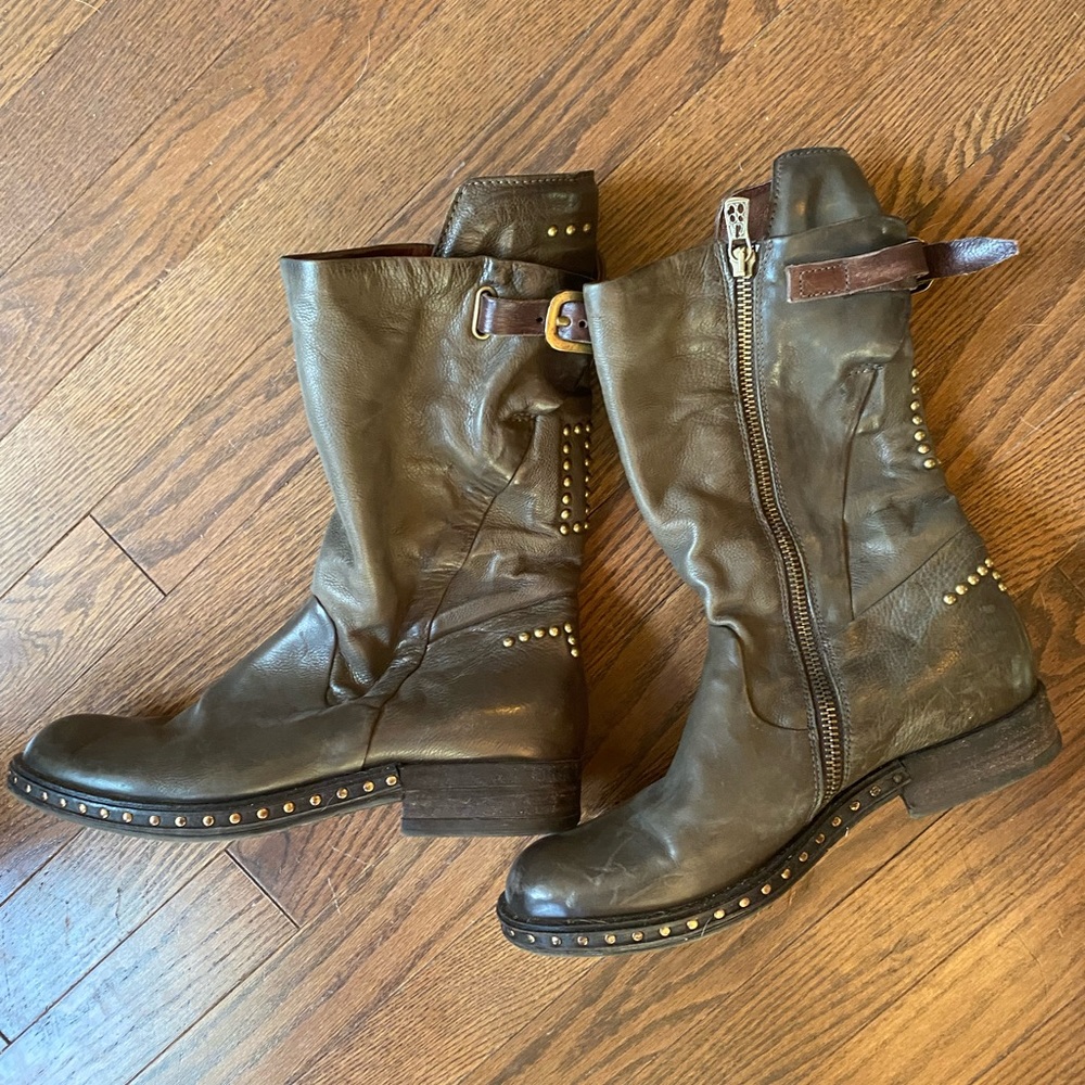 AS98 boots size 39